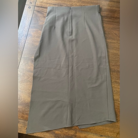 NWT Zara Pencil Maxi Side Slit Brown Skirt Ruched Zip Size XL Resort Cruise - Picture 2 of 13